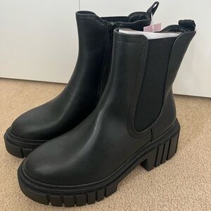 a new day Black Ankle Boots